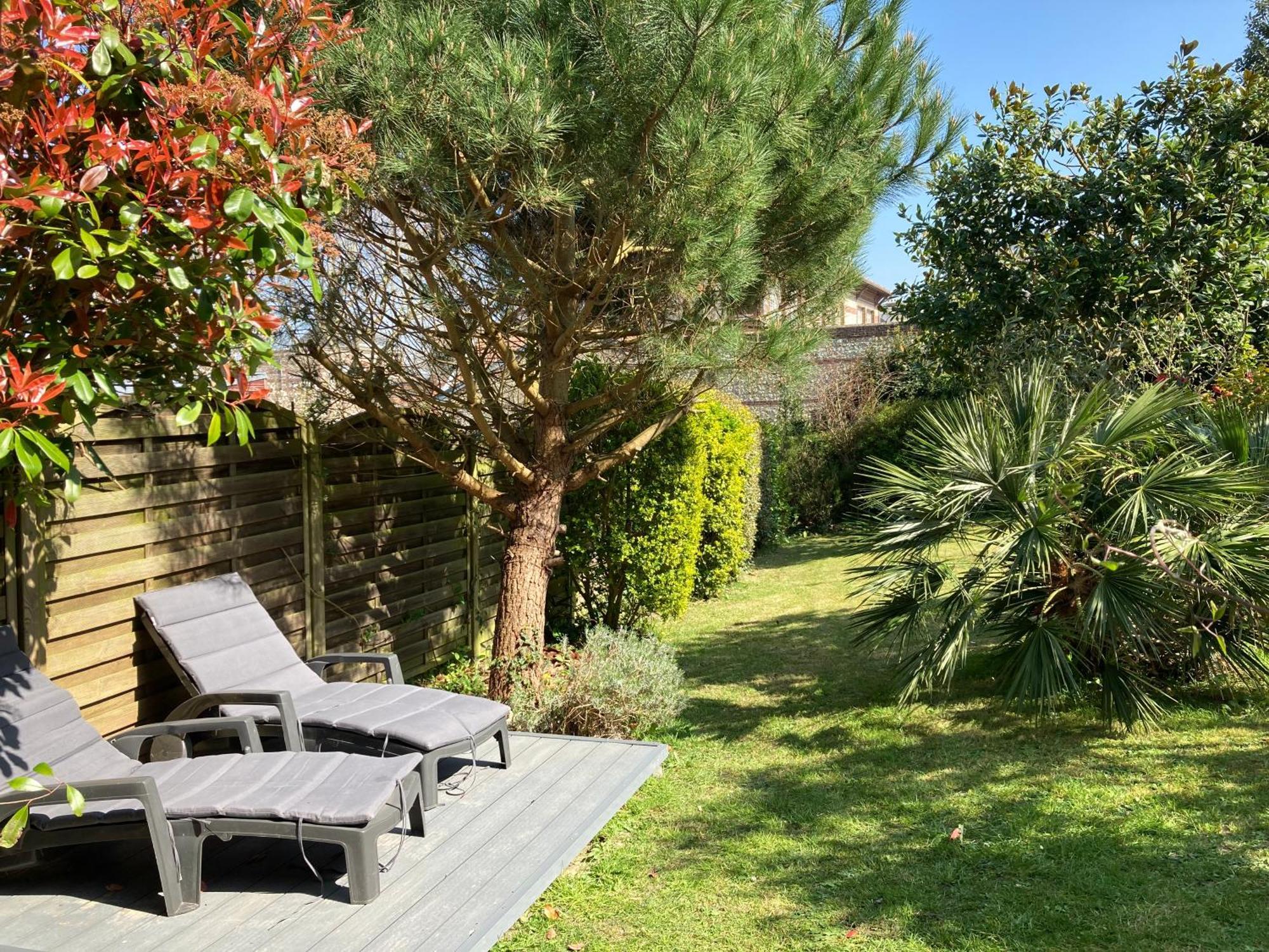 Maison Avec Grand Jardin Et Terrasse Dans Quartier De La Benedictine Fécamp Exterior foto